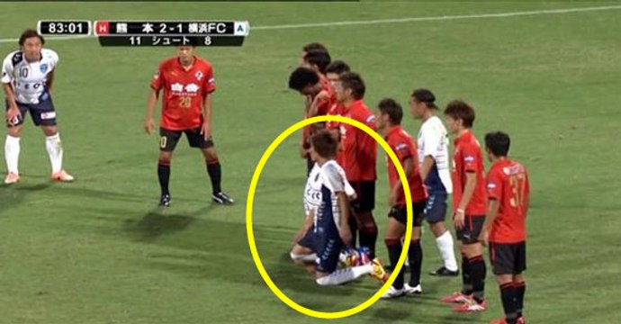 Crazy scheme on free-kick | J2 League Roasso Kumamoto vs. Yokohama FC