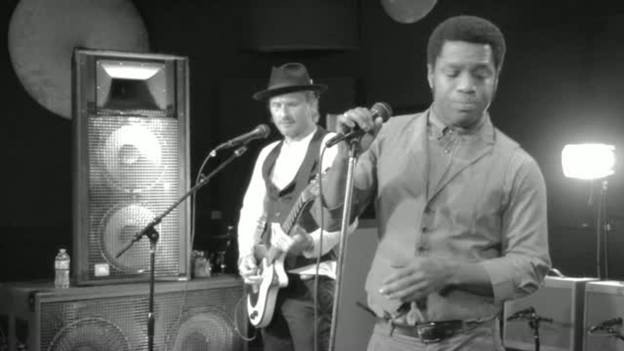 CraveOnstage: Vintage Trouble - Run Like The River