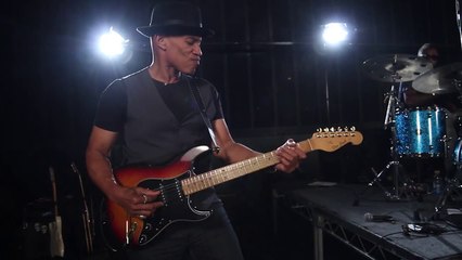 Richard Elliot  - Givin' It Up