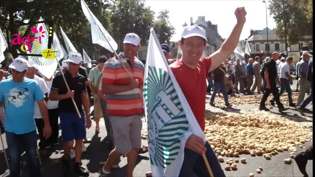 VIDEO : les agriculteurs manifestent contre les contraintes environnementales à Orléans
