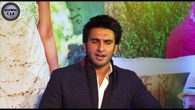 Ranveer Singh's REACTS on girlfriend Deepika Padukone's CLEAVAGE CONTROVERSY