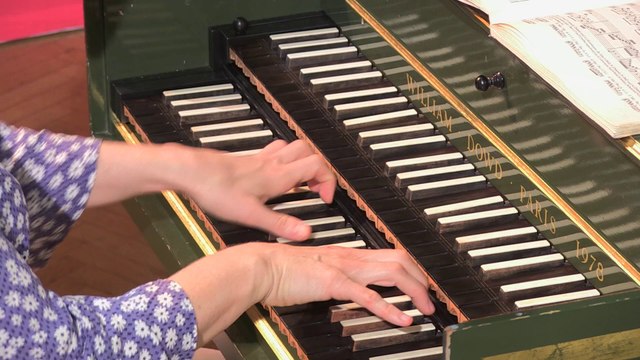 Prélude et fugue BWV 848 du Clavier bien Tempéré de Bach, par Céline Frisch | Le live de la matinale