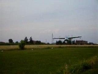 Motorista valuta proposte di collab.