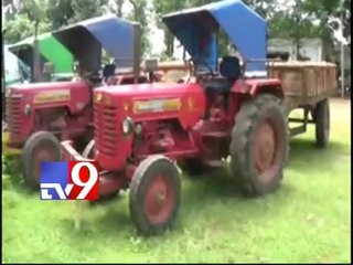 Sand mafia tries to kill Revenue inspector in Mahabubnagar