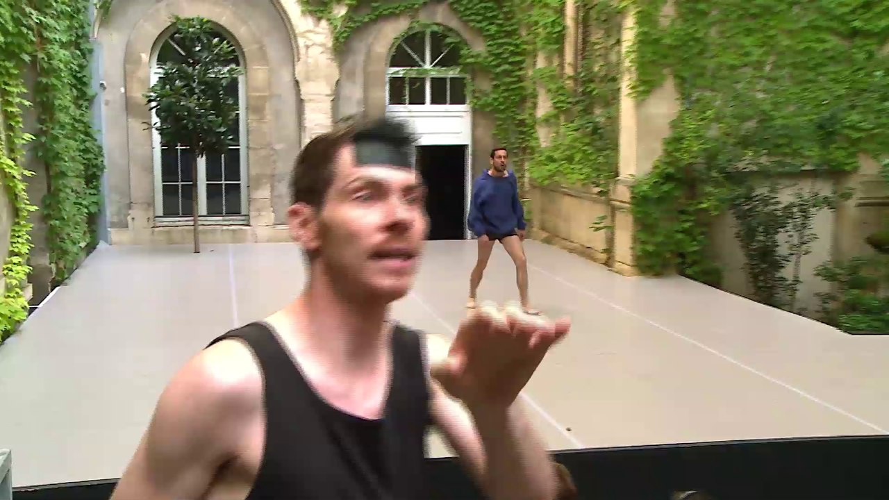 Sujets à vif 2014 - extrait de "Je vais danser autour de ta tête jusqu’à ce que tu tombes"