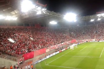 Στο... κόκκινο η Θύρα 7