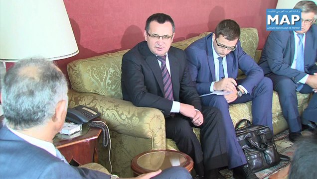 صلاح الدين مزوار يتباحث مع وزير الفلاحة الروسي