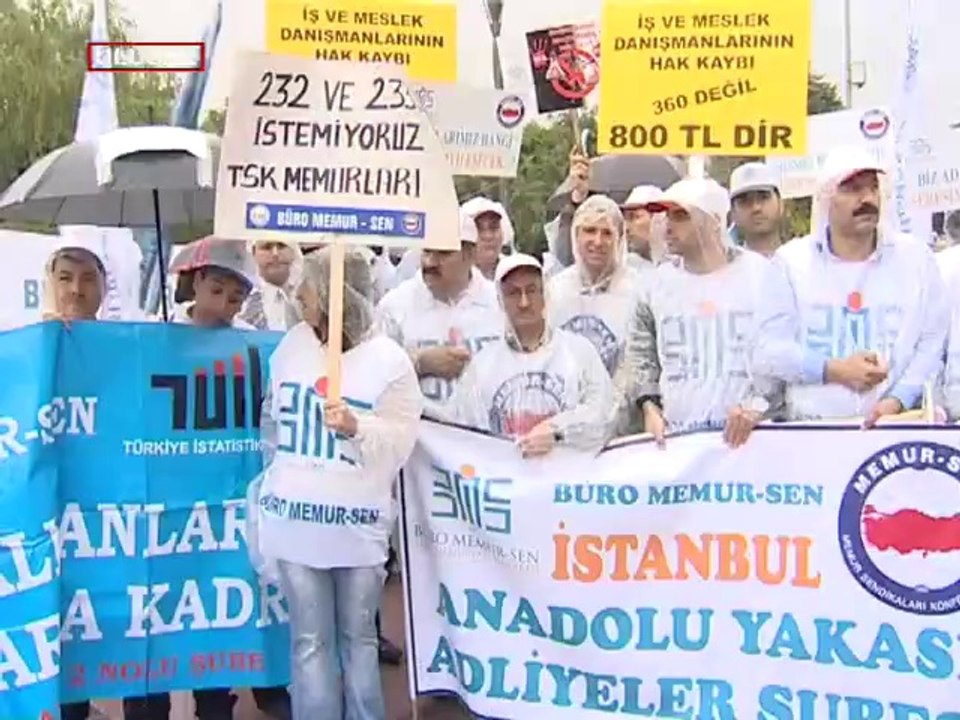 Memurlar bordro yaktı!