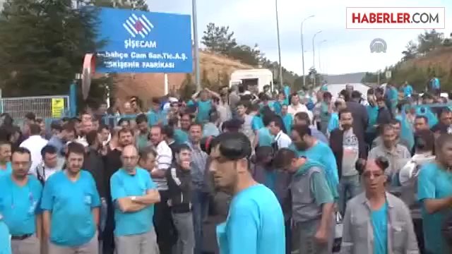 Aşırı yağış nedeniyle fabrikanın istinat duvarı çöktü -