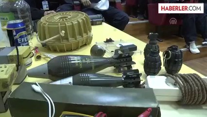 Savaş muhabirleri zor doğa koşullarında eğitiliyor -