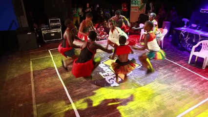 Ouganda: Batalo rythme danse traditionnelle avec breakdance