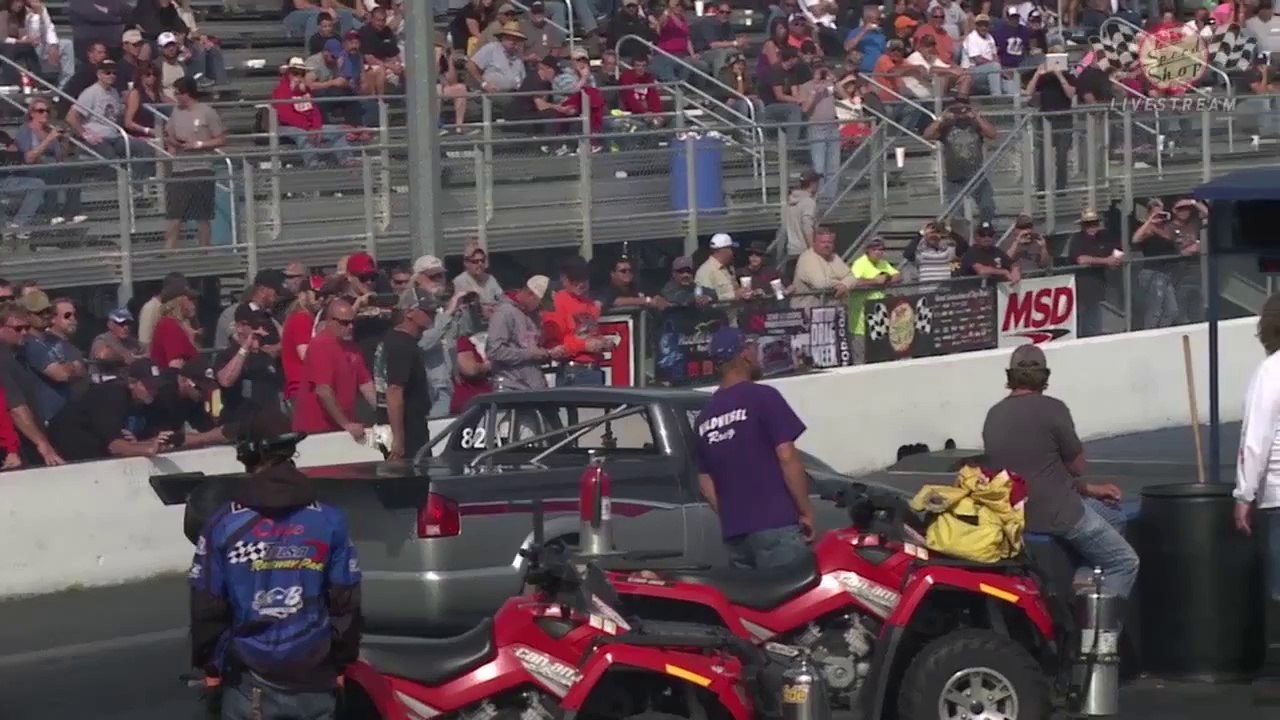 Voici la voiture la plus rapide du monde, qui atteint 350 km/h en seulement 6 secondes !