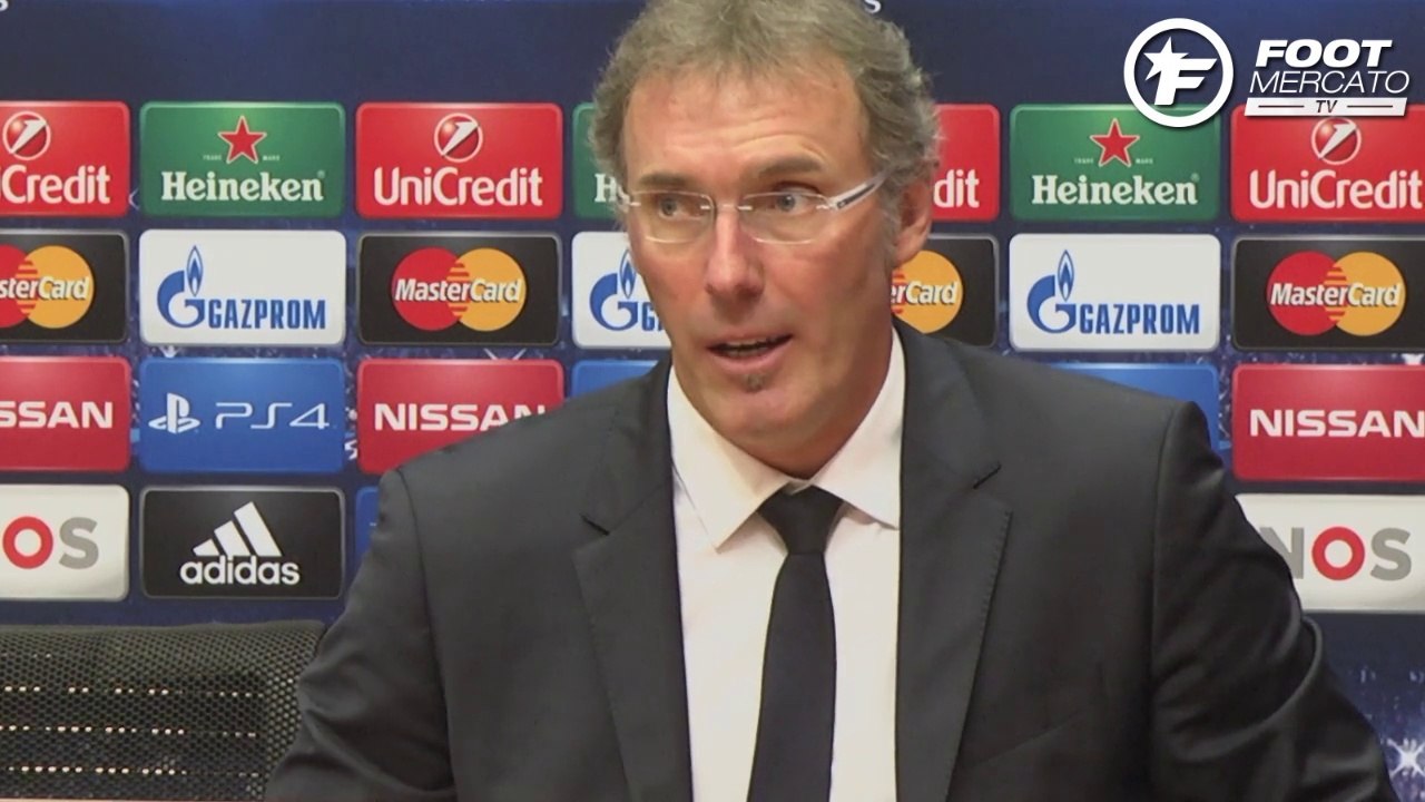 Blanc rend hommage à l'Ajax