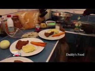Sunu Togg avec le chef cuisinier WADE (Daddy's Food)