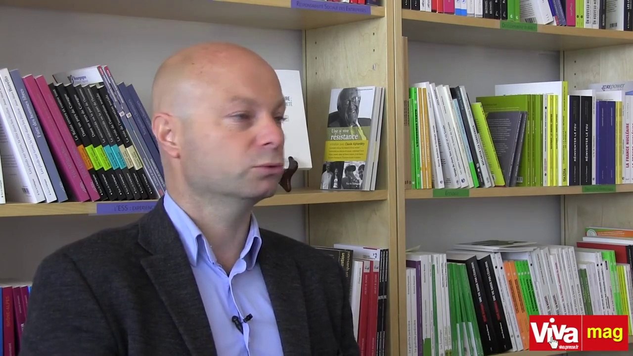 Olivier Razemon, "Le pouvoir de la pédale", Viva Magazine, mai 2014