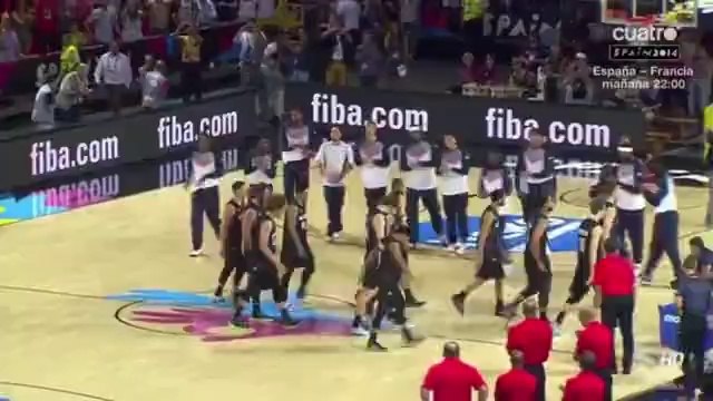 Yeni Zelanda Basketbol Takımının ABD'ye Karşı Haka Dansı -