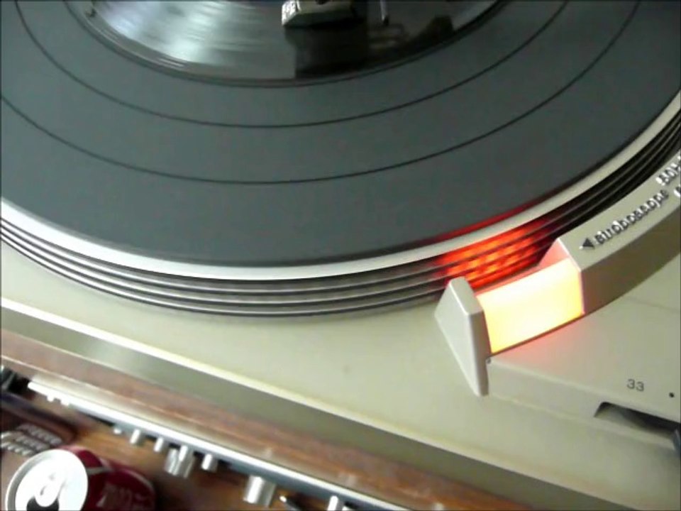 Technics SL-1950 Direct Drive Turntable (part 1 of 2)