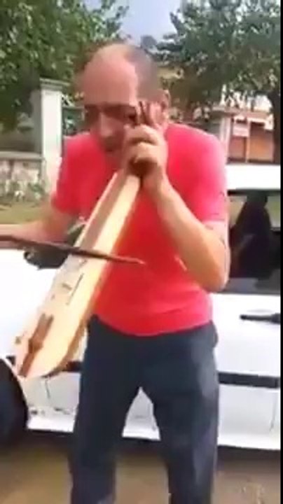 Karadenizli Adam Trafik Cezası Yerse!