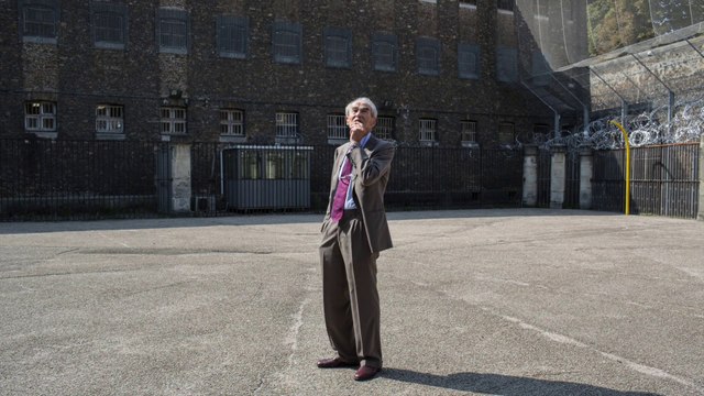 Visite de la prison de la Santé avec Robert Badinter