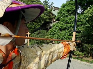 800-летний самурайский ритуал не умирает в Японии