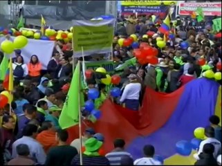 Mass rally backs Ecuadoran president Correa