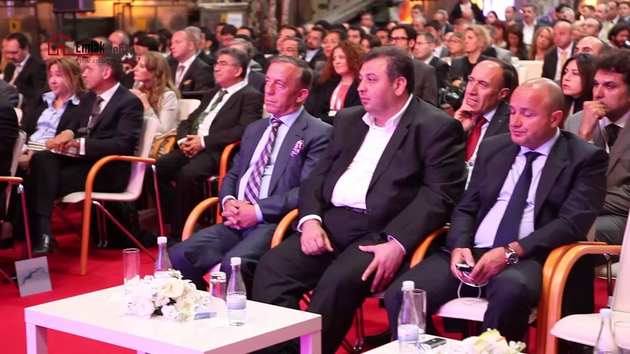 Ağaoğlu haklı mı çıktı? - Elif Akın - Emlakwebtv