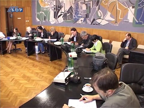Rebalans budžeta i povećanje cena komunalnih usluga na sednici SO Bor, 18. septembar 2014. (RTV Bor)