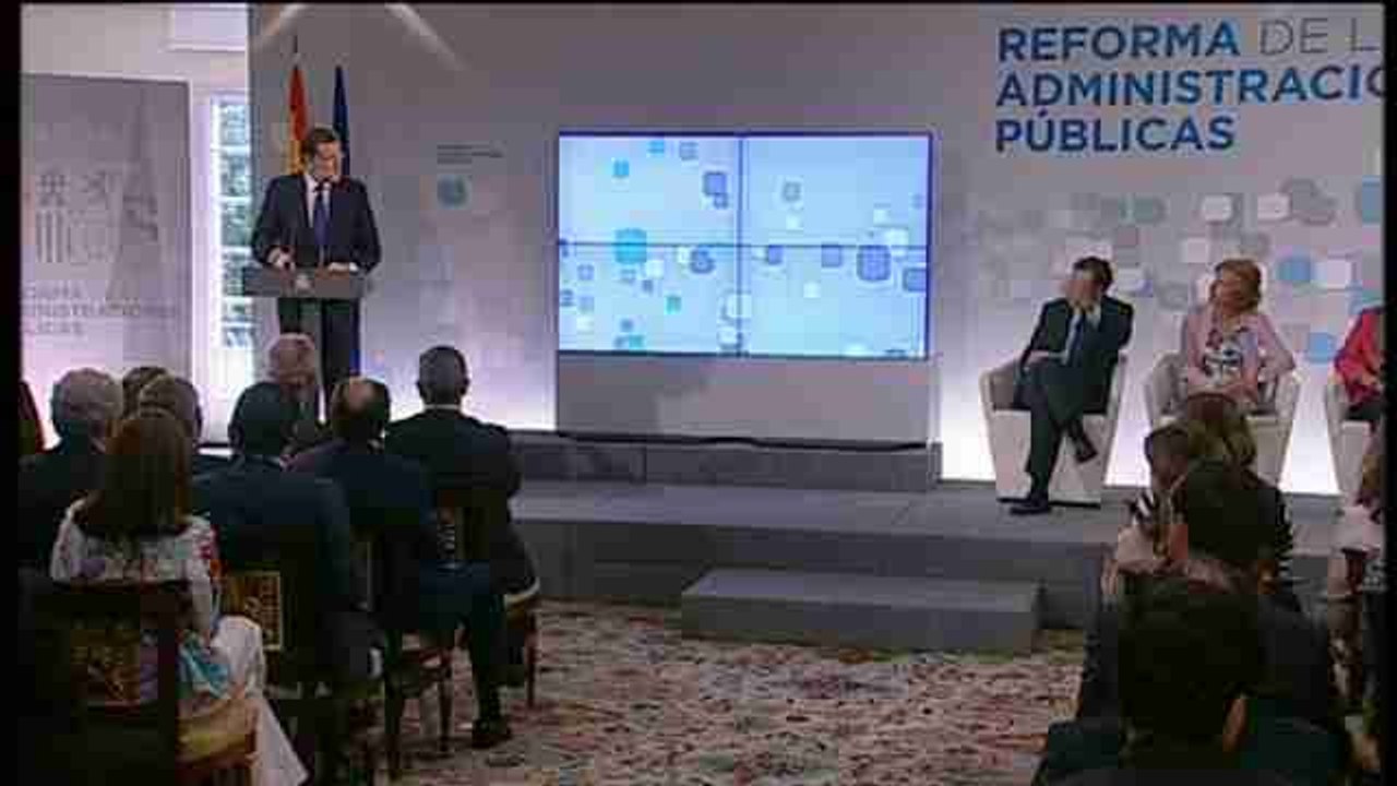 Rajoy anuncia medidas para acabar con la burocracia