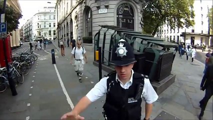 Cyclist Has The Most Cordial Exchange With London Police