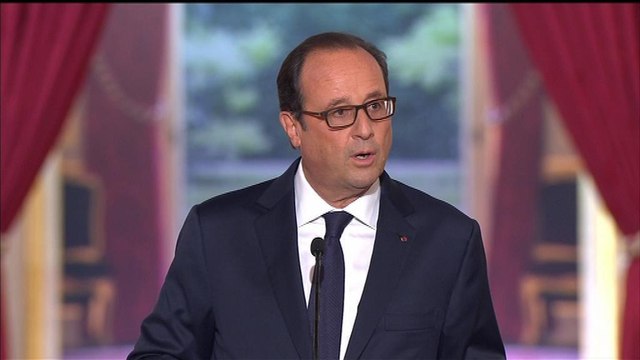 Hollande sur Sarkozy: ceux qui ont dirigé le pays hier ont le droit de vouloir gouverner à nouveau