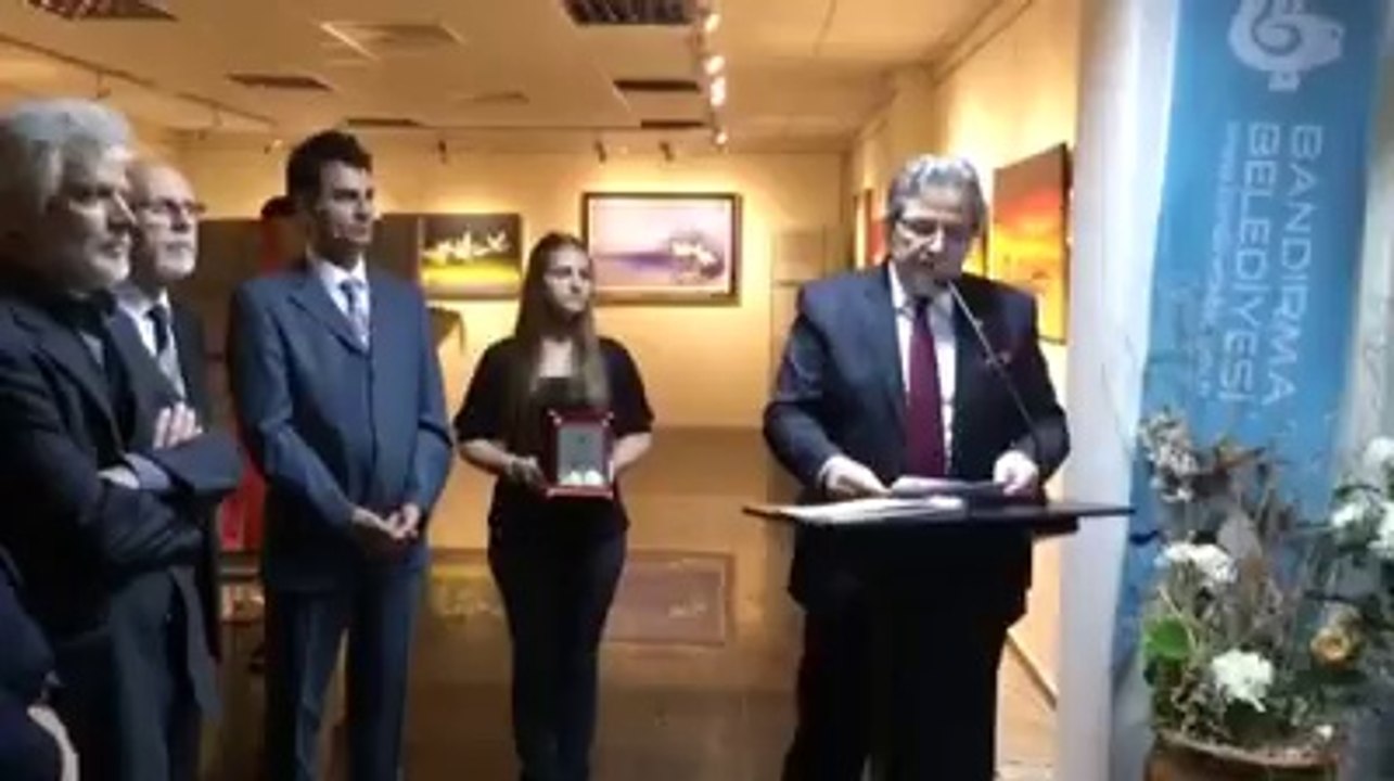 RESSAM ALİ DÜLGER'DEN "TUVALİMDE BANDIRMA"