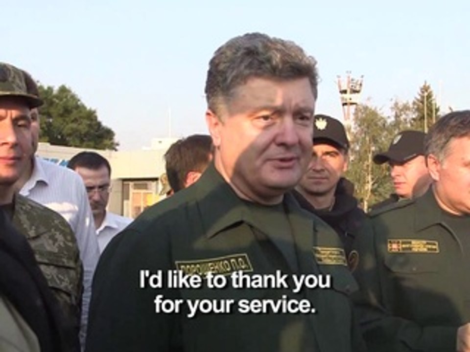 Why is "moderate" Poroshenko awarding medals to...