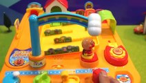 アンパンマン おもちゃ ４つのボタンでゴールを目指すワクワクアドベンチャー