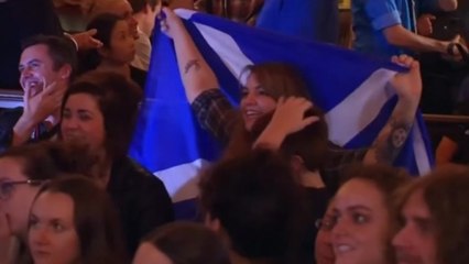 Scots spurn independence in historic vote but demand new powers