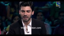 Fawad Khan Singing a song on request of Amitabh Bachchan in KBC