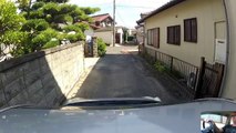 Driving Narrow Japanese Streets!