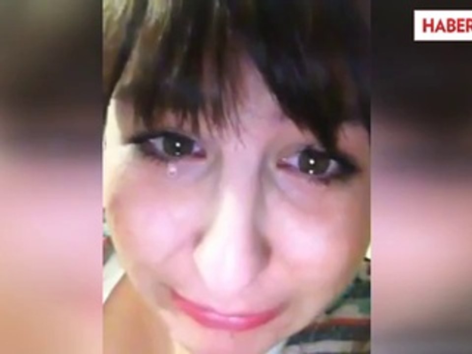 Fenomen Olmak İçin Hüngür Hüngür Ağlayan Kız