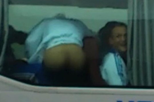 Une judoka française montre ses fesses en Russie - ZAPPING ACTU DU 19/09/2014