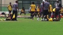 Titulares vascaínos se chocam em treino no CFZ