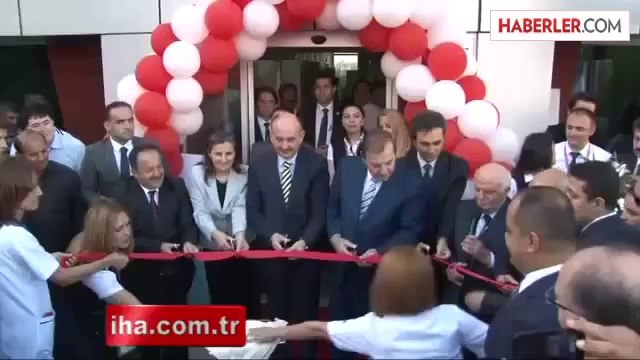 Müezzinoğlu'ndan Uyuz Açıklaması Yapan Doktora Tepki