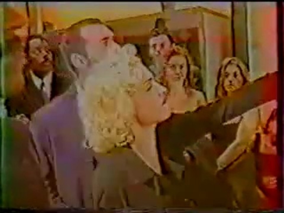 Madonna - & Christopher Ciccone in Paris - 1990 - Vivienne Gallery - French TV -