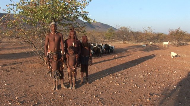 Première rencontre avec les Himbas ( deuxième partie)