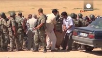 I curdi siriani scappano in Turchia, temono l'Isil