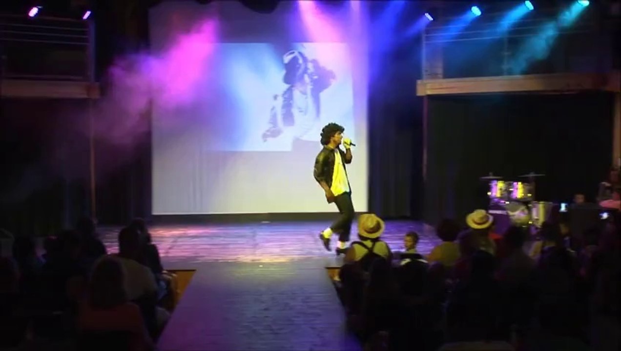 SHOW CHAUD BAR DE LA RIVE  ETE 2014 - MICKAEL JACKSON