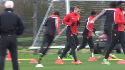 Van Gaal: "¿Ronaldo? Eso son cosas de la prensa..."