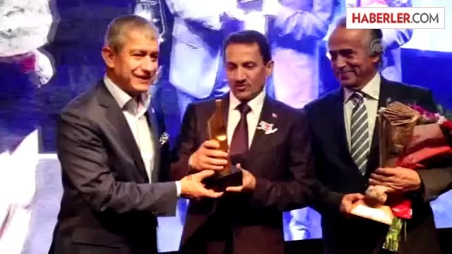 Antalya Gazeteciler Cemiyeti'nin 30. Onur Yılı ve Ödül Töreni