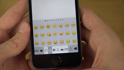 iPhone 5S iOS 8 Keymoji Third-Party Keyboard - Review