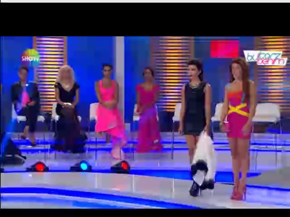 Bu tarz benim eleme gecesi aycan ve nurcan şencan 20 09 2014