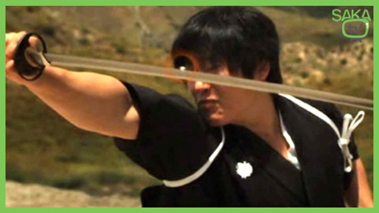 Kılıcıyla Mermiyi İkiye Böldü