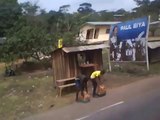 Onderweg van Douala naar Yaounde